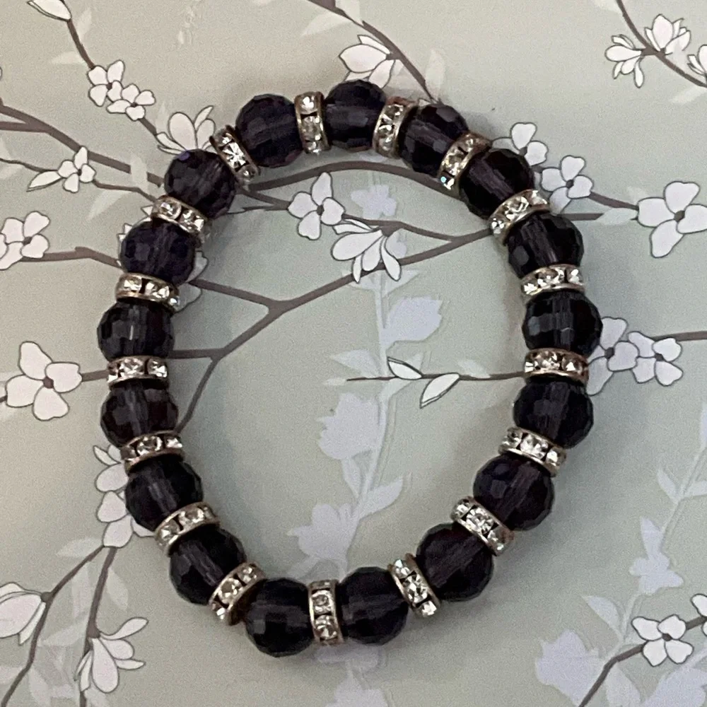❄️ Plunder | Elegant Purple/Silver Beaded Bracelet